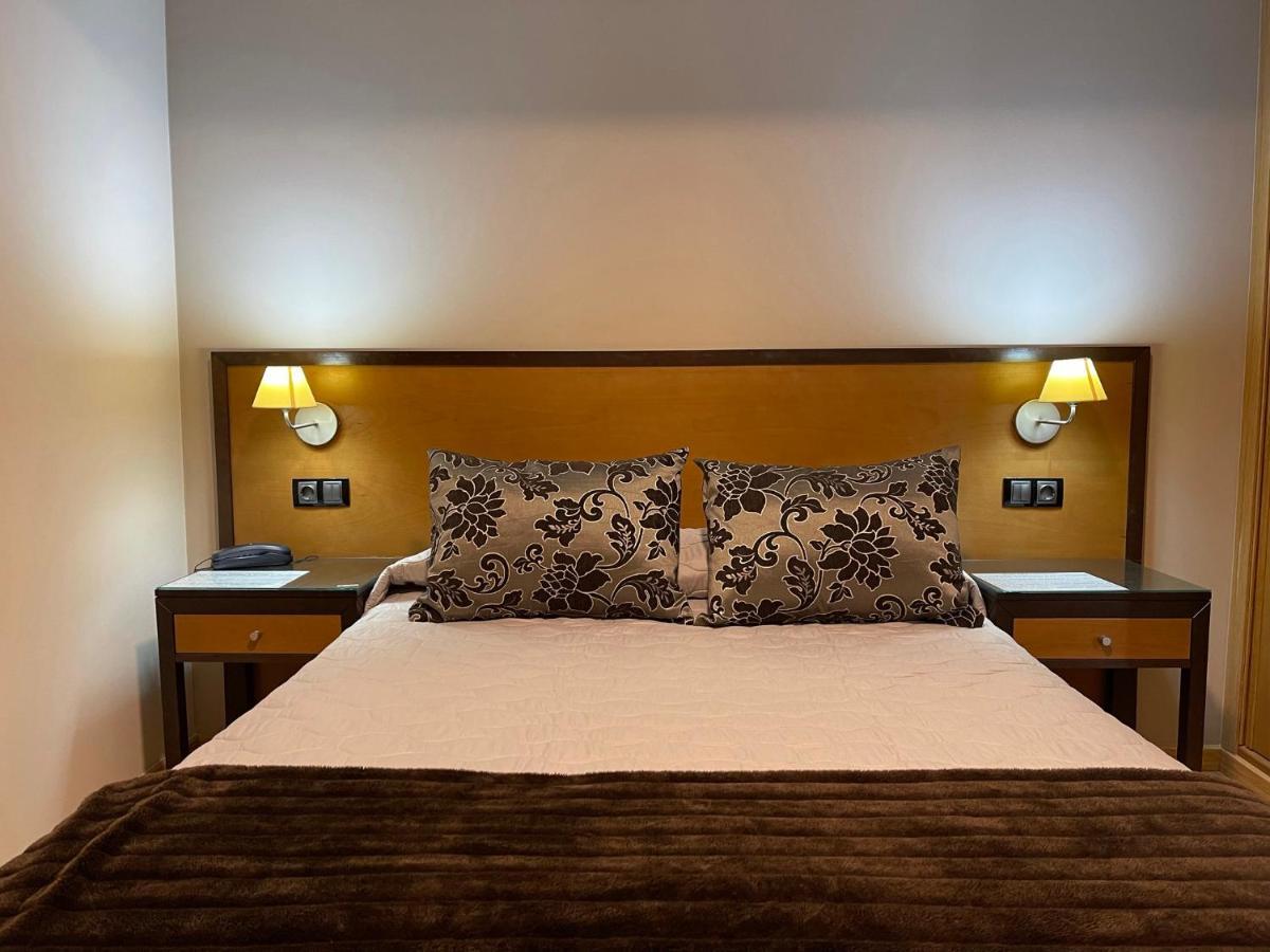 Aparthotel Arenteiro 카발리노 외부 사진