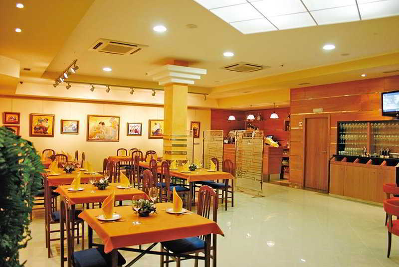 Aparthotel Arenteiro 카발리노 레스토랑 사진
